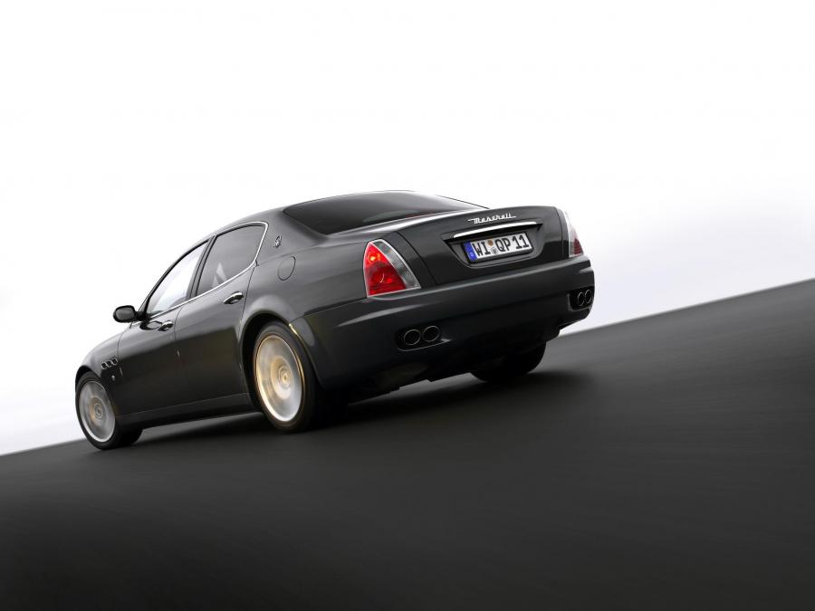  Maserati Quattroporte 2004 года  (фото 61 из 67)
